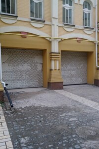 Долгосрочная аренда отдельно стоящего гаража, Киев, р‑н. Воздвиженка, ст.м. Контрактовая площадь, Кожемяцкая улица