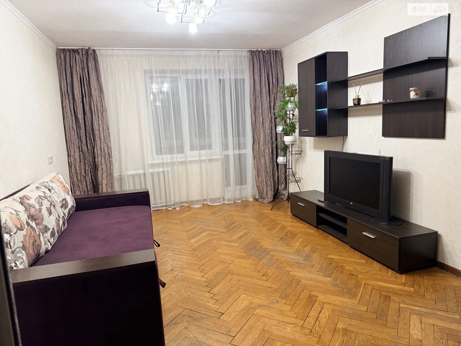 Здається в оренду 2-кімнатна квартира 52.4 кв. м у Києві, вул. Академіка Щусєва, 34/1 - фото 1