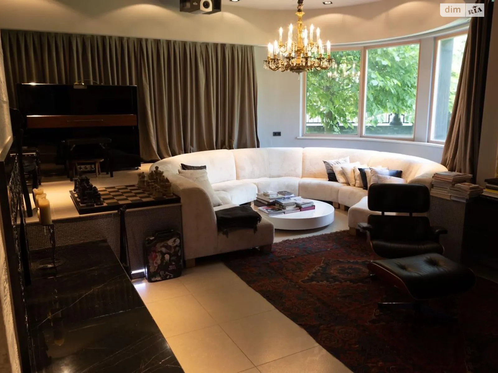 Продается дом на 2 этажа 397 кв. м с баней/сауной, цена: 1500000 $ - фото 1