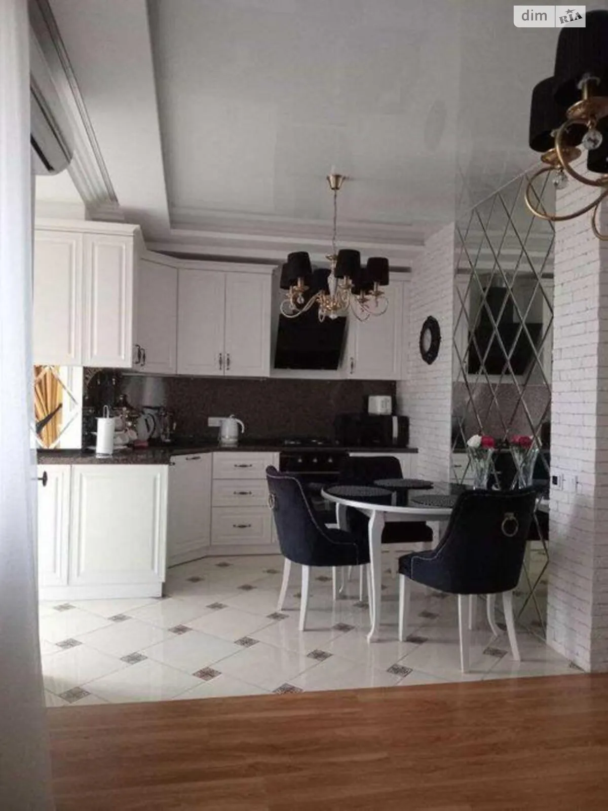 Продается 5-комнатная квартира 125.3 кв. м в Петропавловской Борщаговке, ул. Мира, 23А - фото 1