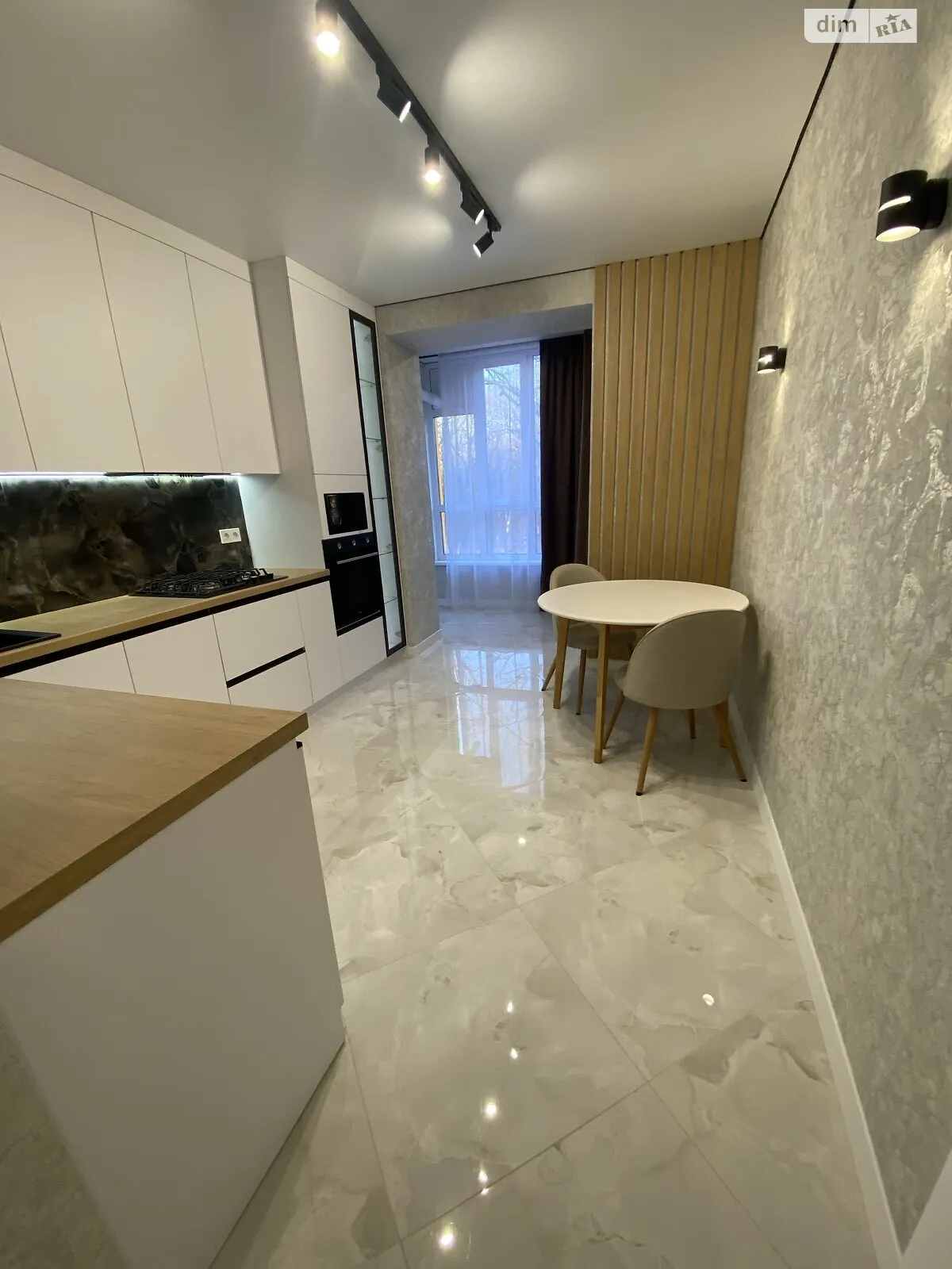 Продается 1-комнатная квартира 46 кв. м в Виннице, ул. Профессора Шульги, 17 - фото 1