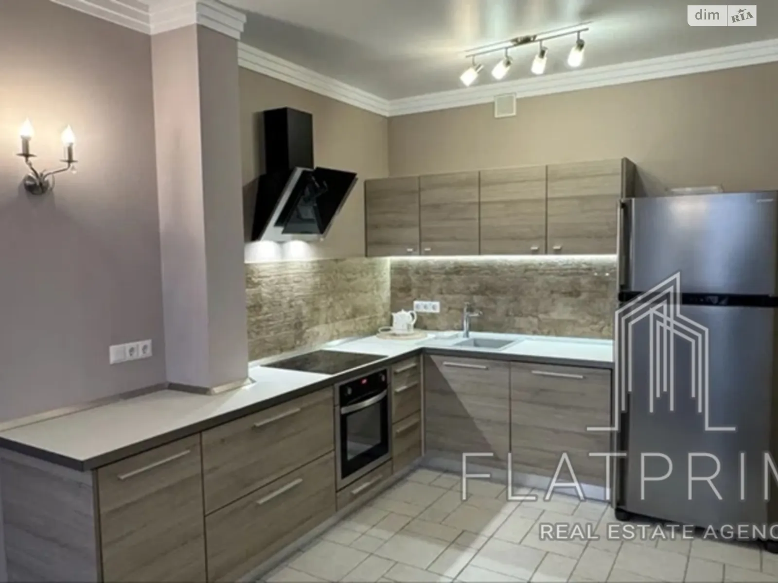 Продается 3-комнатная квартира 111 кв. м в Киеве, ул. Регенераторная, 4 - фото 1