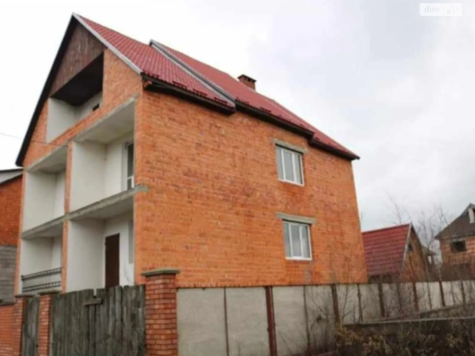 Продается дом на 2 этажа 600 кв. м с бассейном, цена: 55000 $ - фото 1