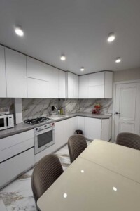 Продажа квартиры, Полтава, р‑н. Сады 2, Героев АТО (Красина) улица