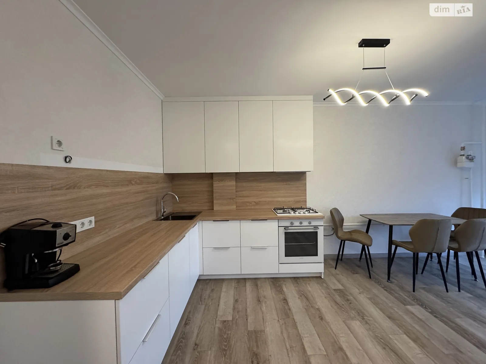 Здається в оренду 1-кімнатна квартира 57.1 кв. м у Ірпені, вул. Василя Стуса(Пушкінська), 25Д - фото 1