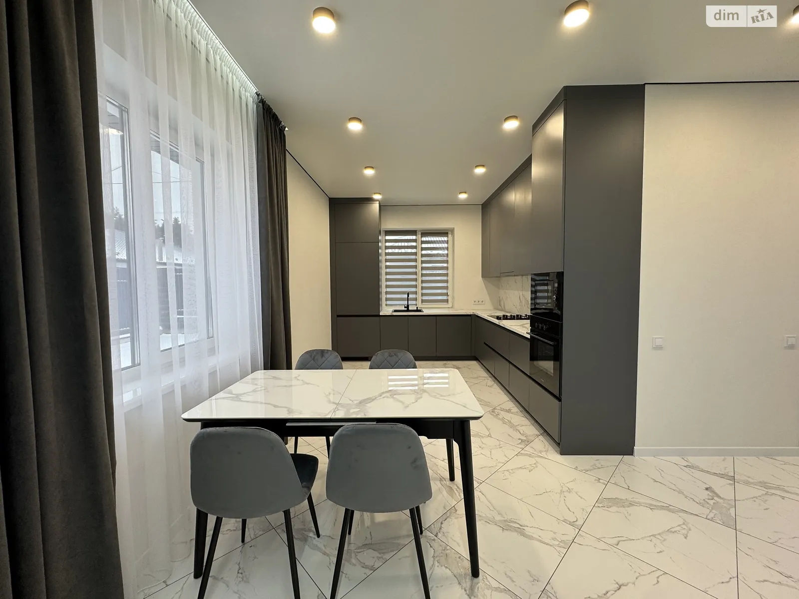 Продается одноэтажный дом 120 кв. м с камином, цена: 260000 $ - фото 1