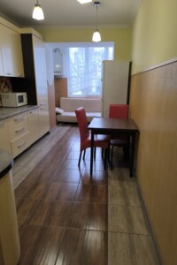 Долгосрочная аренда квартиры, Ивано-Франковск, р‑н. Пасечная, Химиков улица, дом 5Б