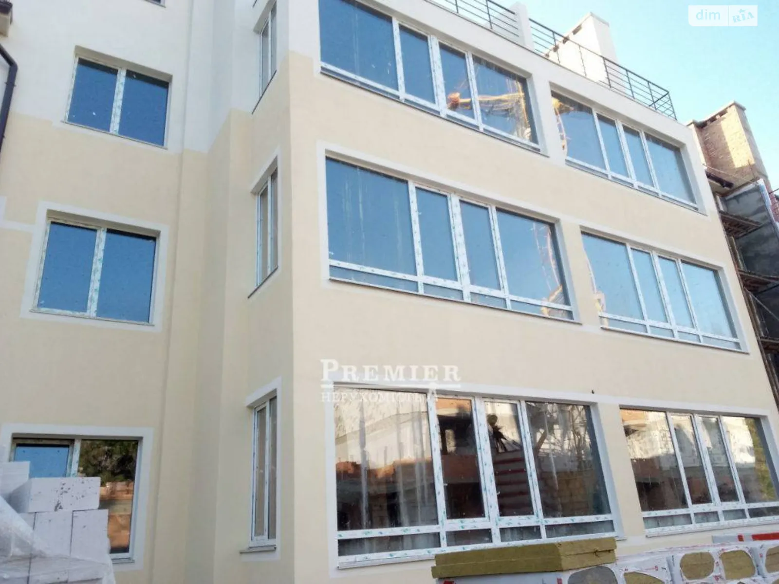 Продается 2-комнатная квартира 62.4 кв. м в Великодолинском, ул. Парковая вулиця - фото 1