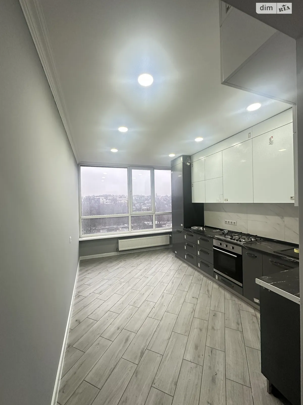 Продается 2-комнатная квартира 67 кв. м в Черновцах, ул. Владимира Великого(Герцена), 93 - фото 1