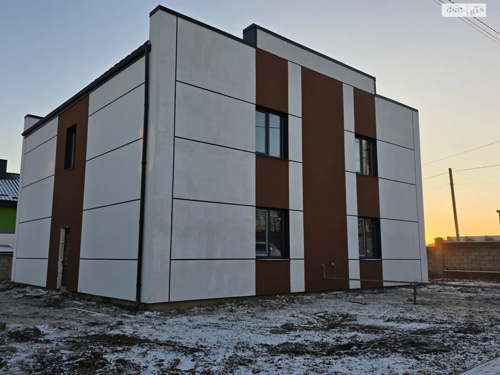 ул. Кулика и Гудачека(Макарова) Авторынок Ровно, цена: 75000 $ - фото 1