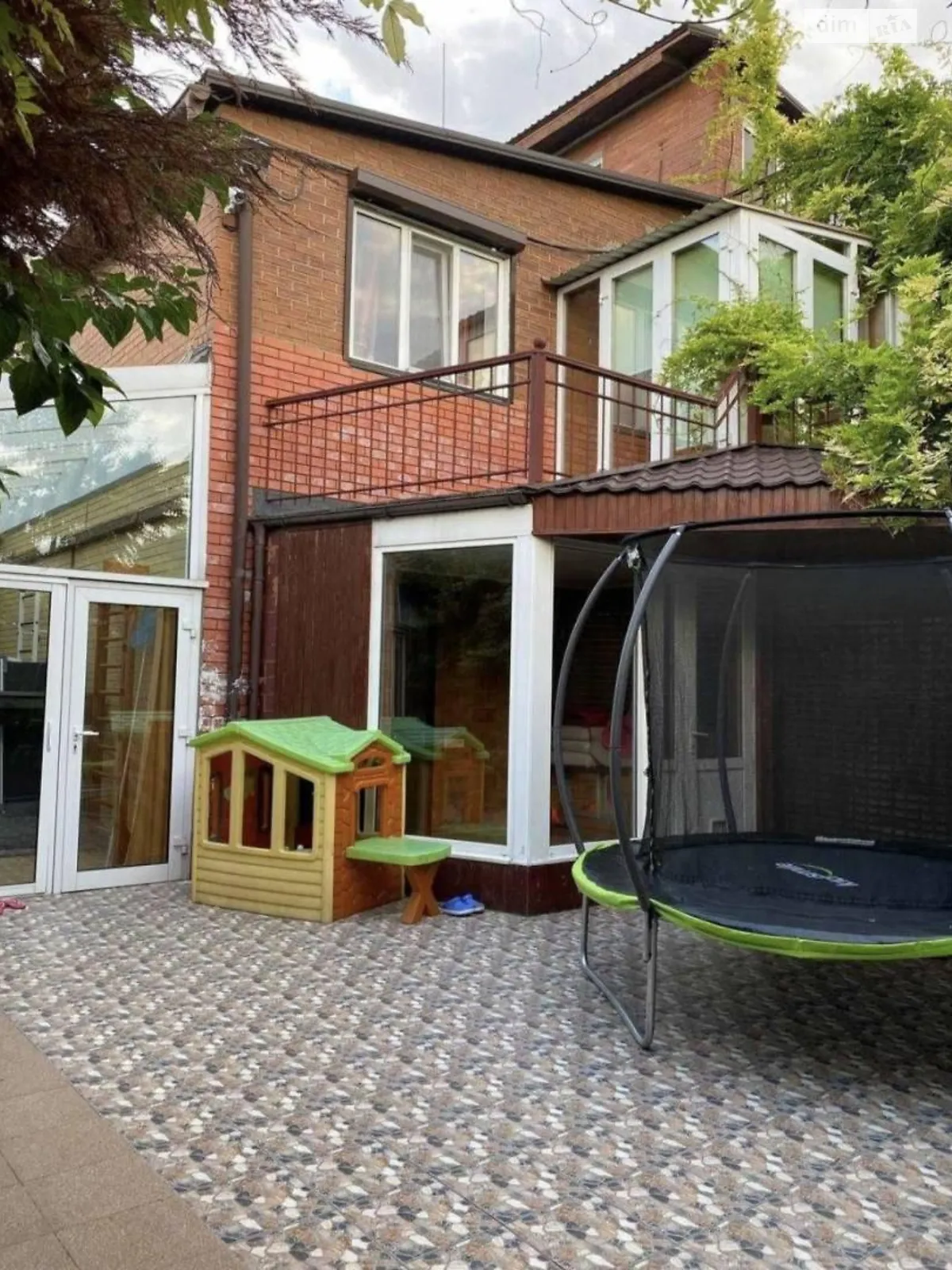 Продається будинок 3 поверховий 272 кв. м з терасою, цена: 155000 $ - фото 1