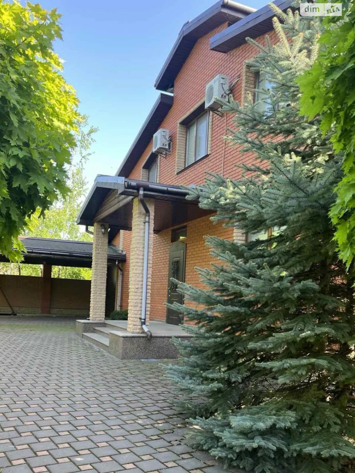 Продается дом на 2 этажа 238.8 кв. м с садом, цена: 280000 $ - фото 1