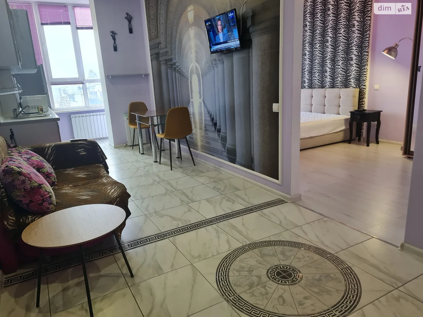 Продается 1-комнатная квартира 39.1 кв. м в Киеве, ул. Жилянская, 118 - фото 1