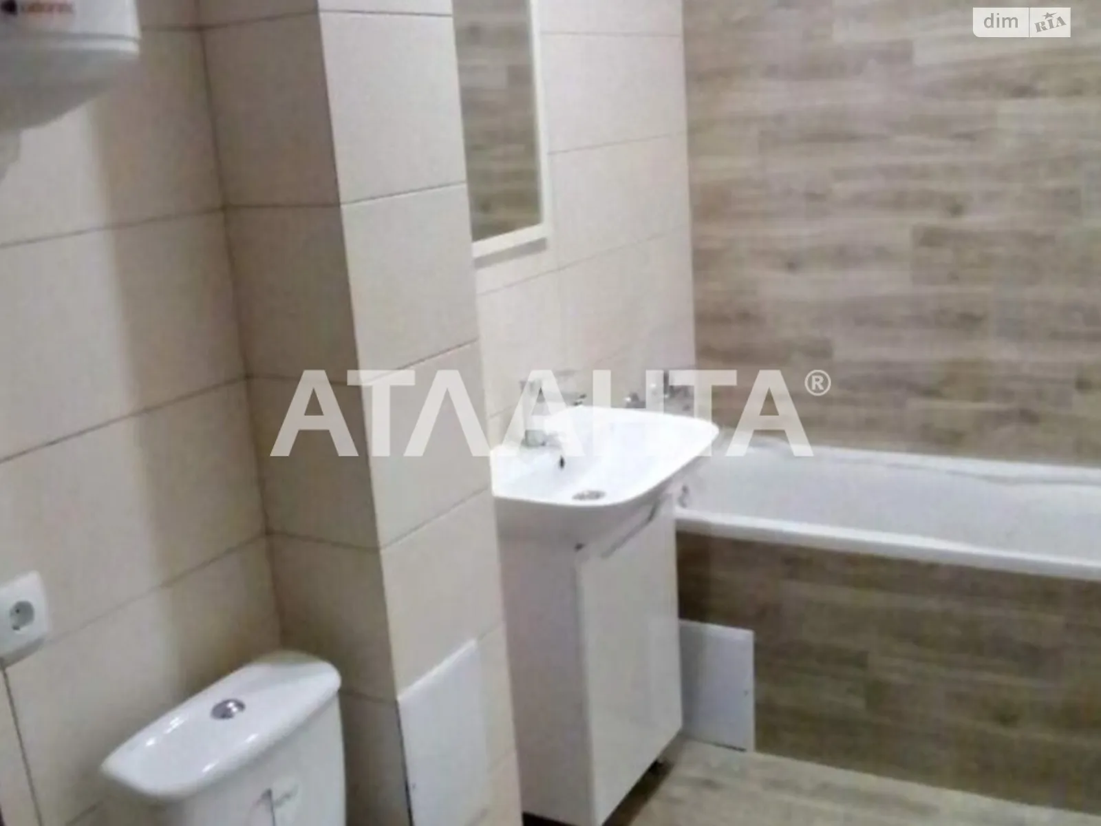 Продається 1-кімнатна квартира 38 кв. м у Ужгороді, вул. Франтішека Тихого - фото 1