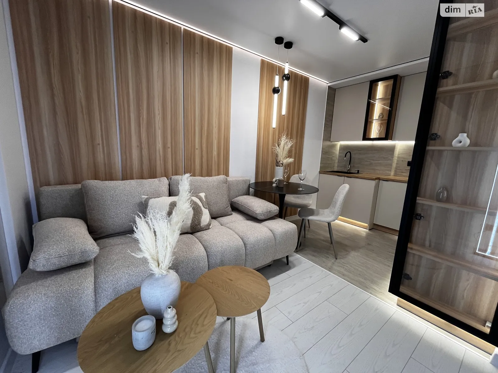 2-комнатная квартира 55 кв. м в Тернополе, ул. Смакулы, 8 - фото 1