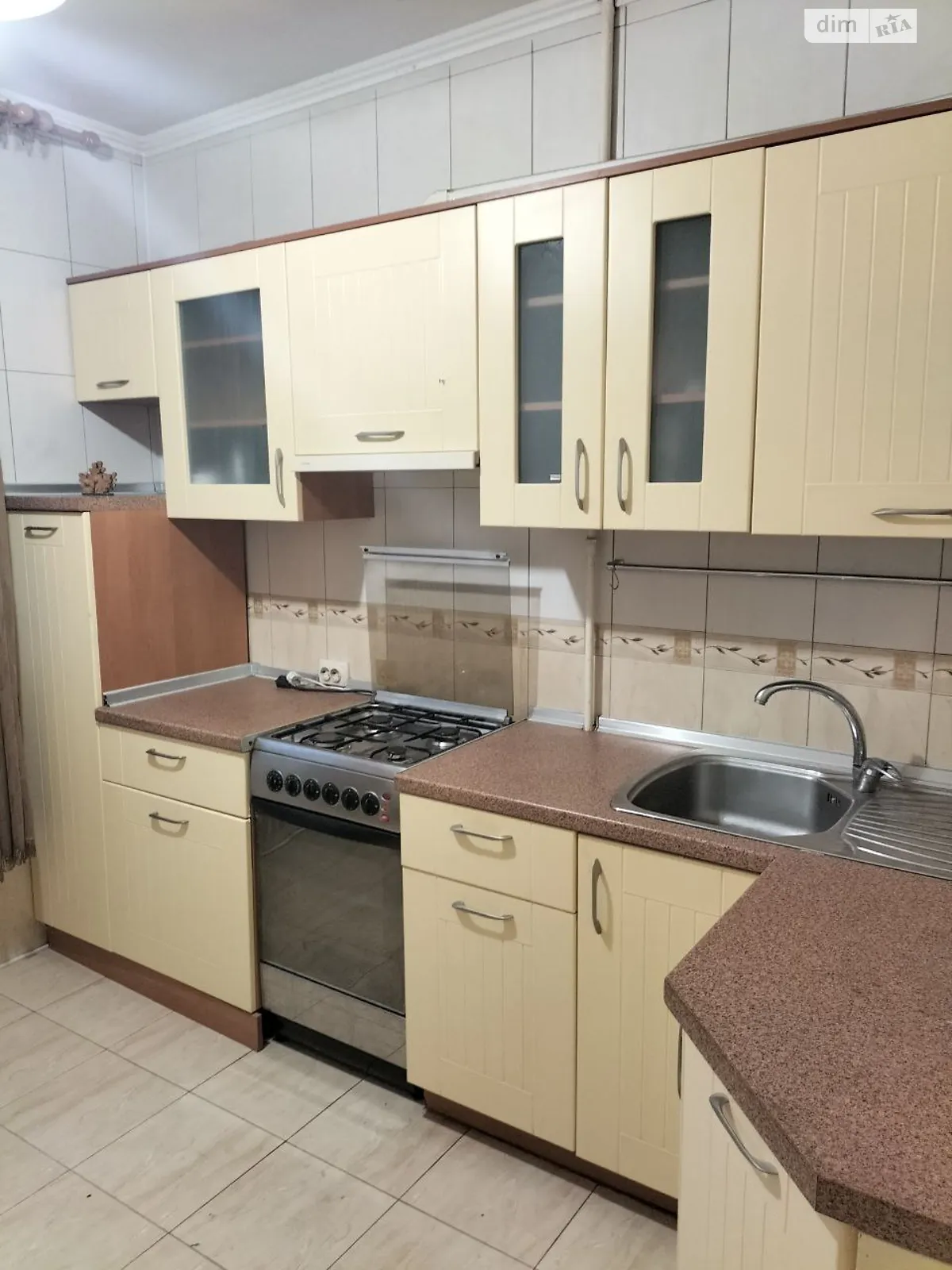 Продается 2-комнатная квартира 55.6 кв. м в Харькове, ул. Метростроителей, 11 - фото 1