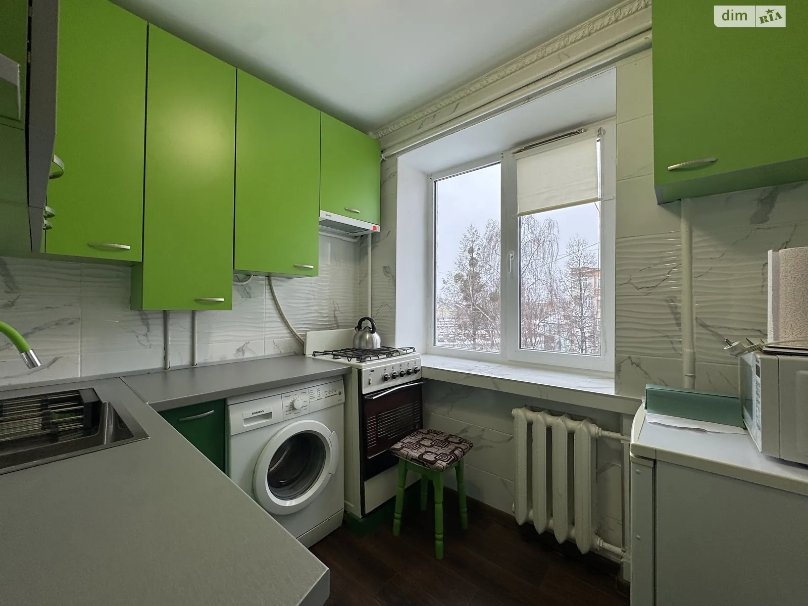 Здається в оренду 2-кімнатна квартира 48 кв. м у Квасилові, вул. Рівненська, 1 - фото 1