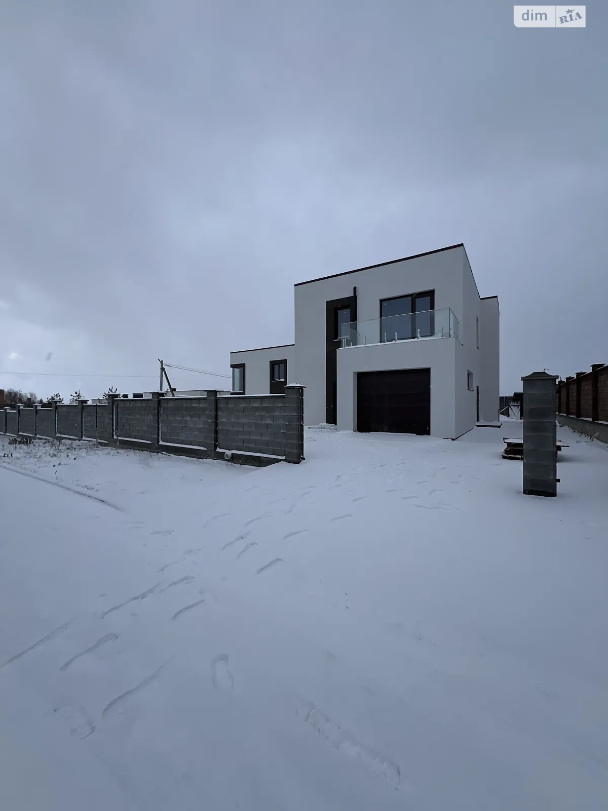 Продается дом на 2 этажа 160 кв. м с мансардой, цена: 154900 $ - фото 1