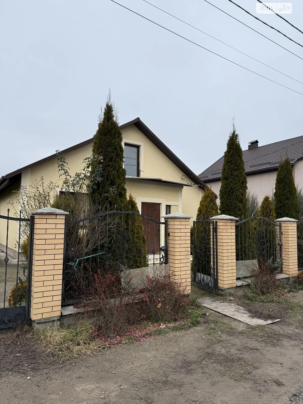 Сдается в аренду одноэтажный дом 100 кв. м с балконом, цена: 500 $ - фото 1