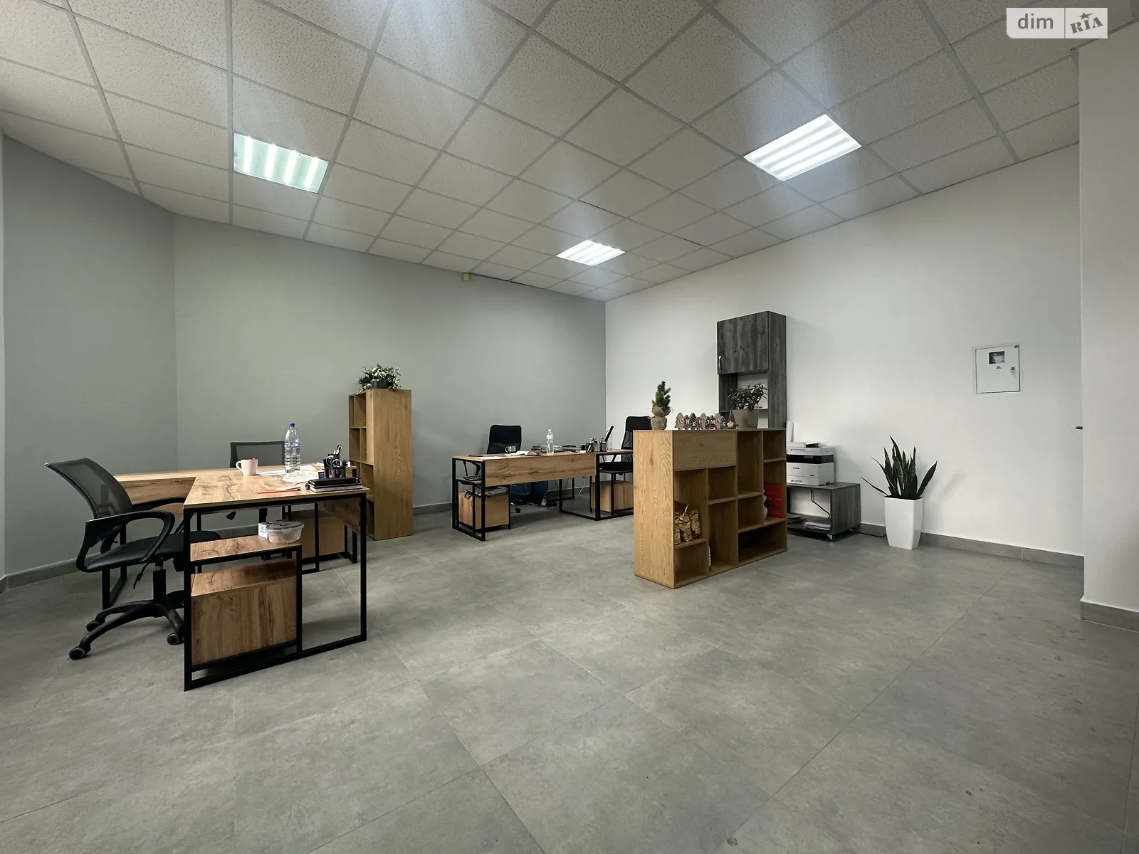 Сдается в аренду помещения свободного назначения 42.4 кв. м в 10-этажном здании, цена: 12000 грн - фото 1