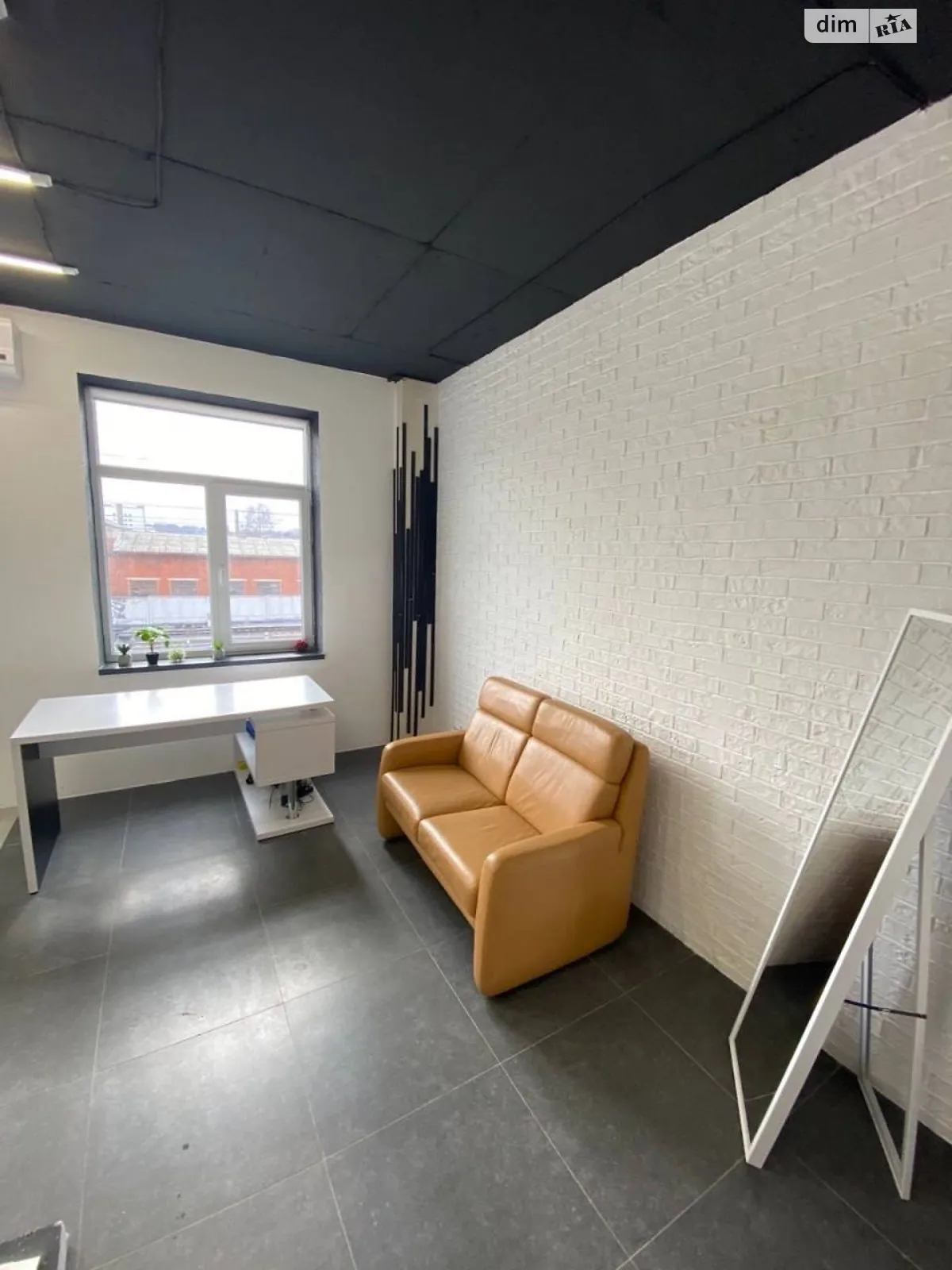 Сдается в аренду офис 30 кв. м в бизнес-центре, цена: 7500 грн - фото 1