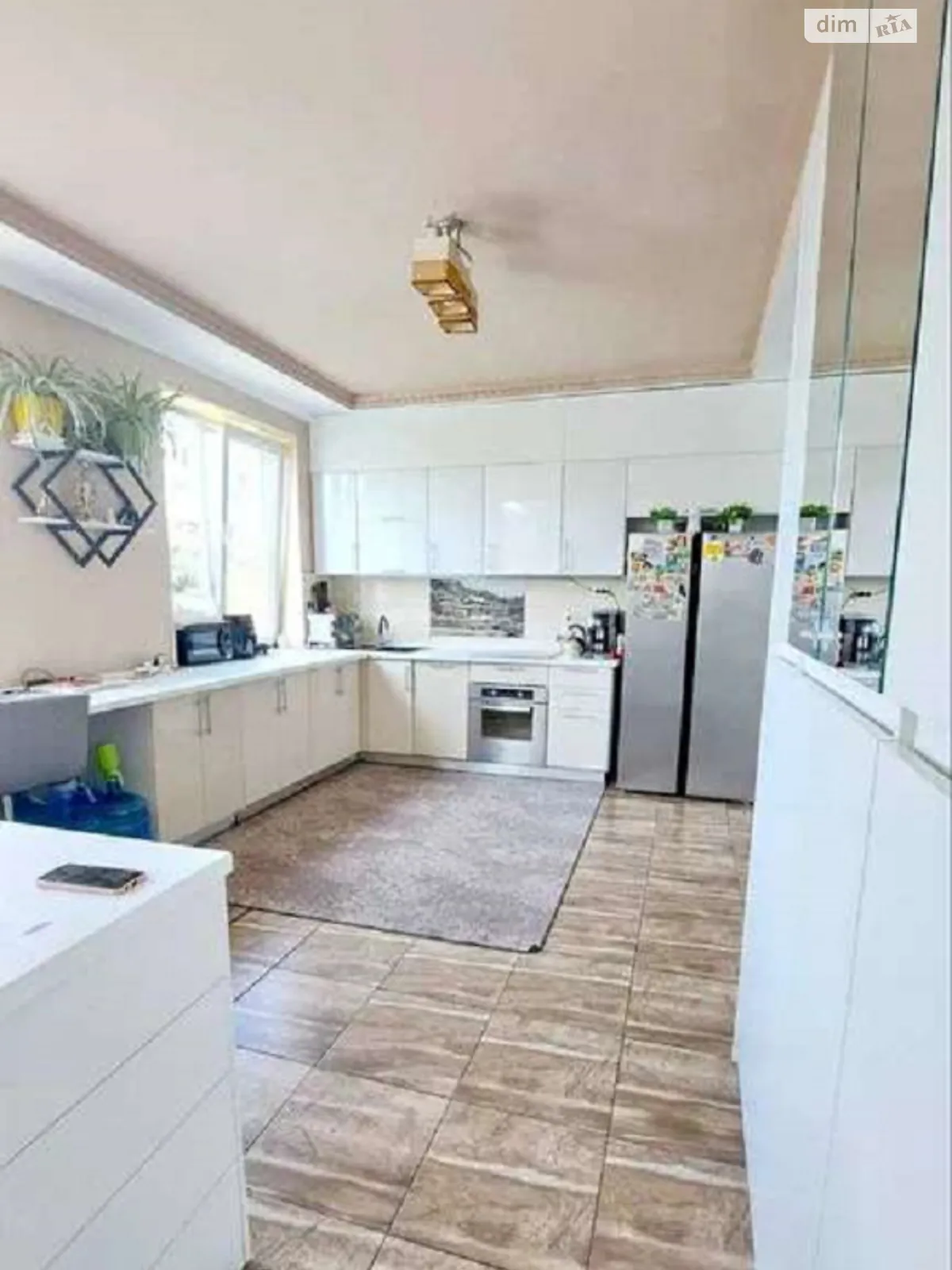 Продается дом на 2 этажа 160 кв. м с беседкой, цена: 240000 $ - фото 1