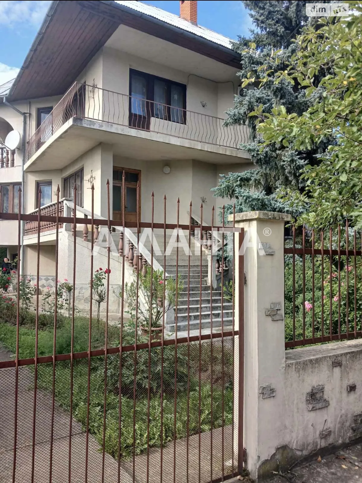 Продається будинок 3 поверховий 300 кв. м з терасою, цена: 170000 $ - фото 1