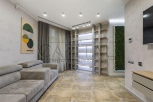 Продажа квартиры, Киев, р‑н. Саперное Поле, ст.м. Дворец Украина, Василия Тютюнника улица, дом 53