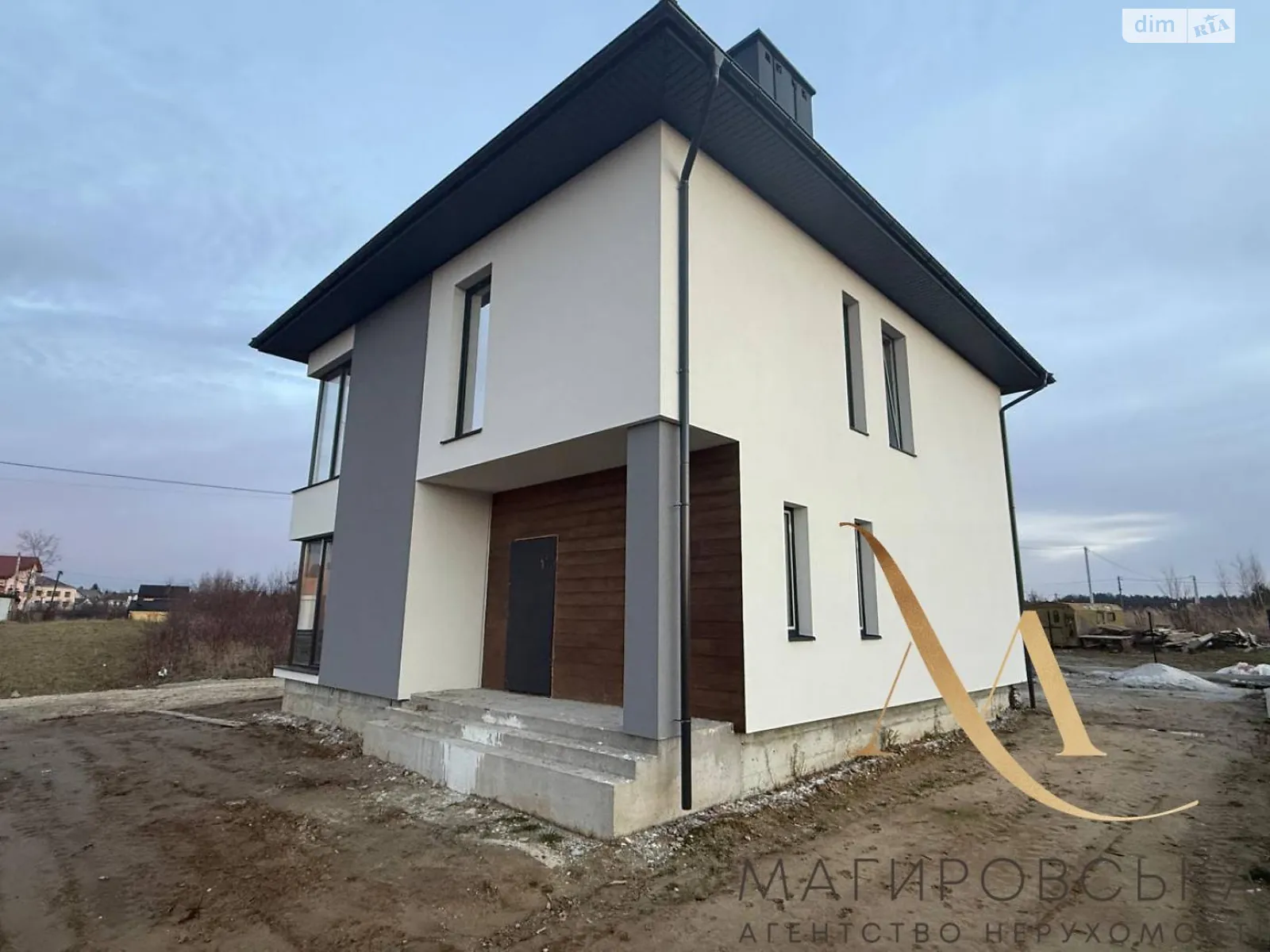 Продается дом на 2 этажа 145 кв. м с камином, ул. Княгини Ольги - фото 1