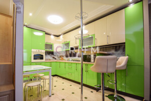 Довгострокова оренда квартири, Тернопіль, р‑н. Дружба, Володимира Лучаковського (Лучаківського) вулиця