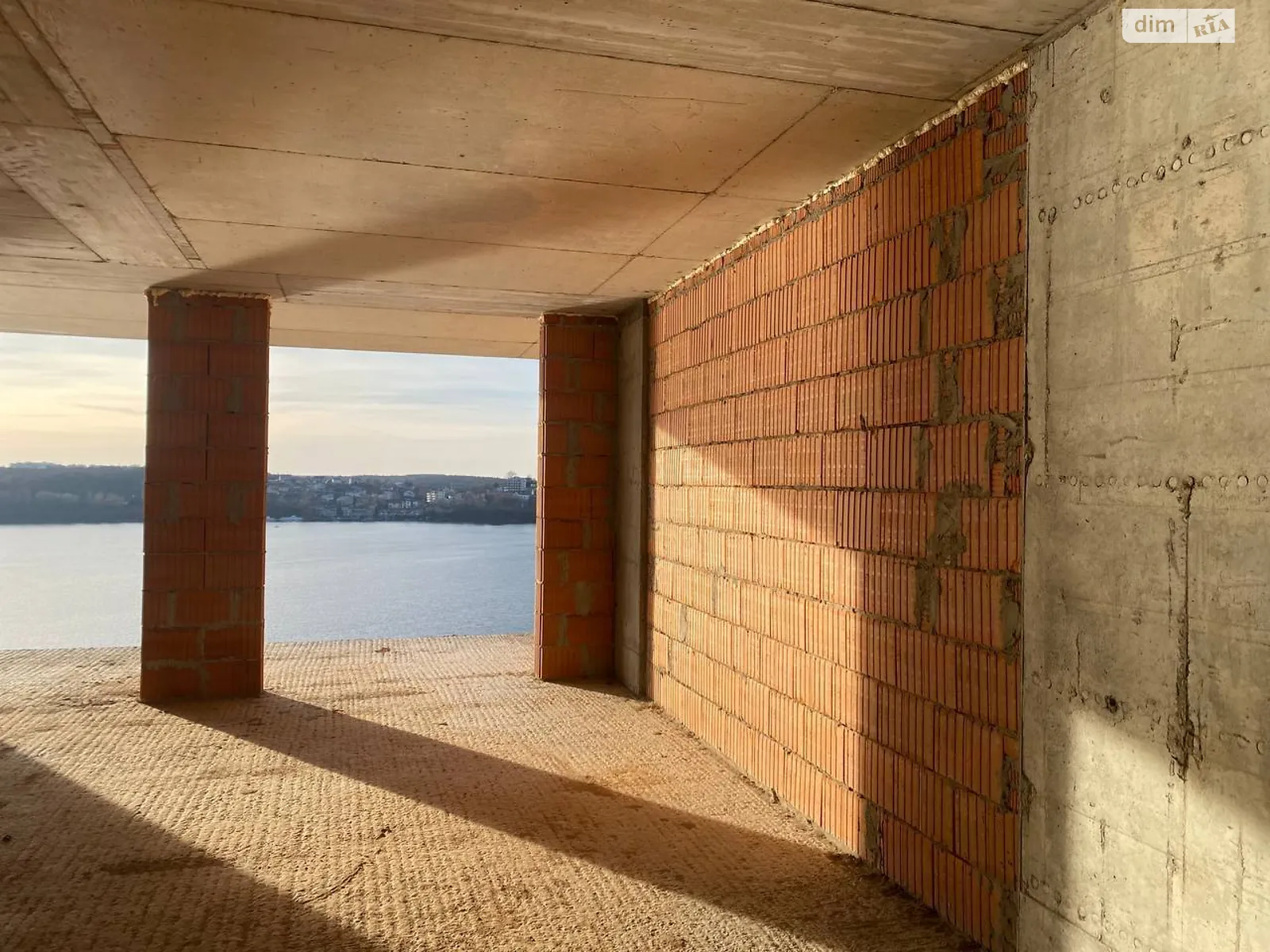 1-комнатная квартира 65.2 кв. м в Тернополе, ул. Березовая - фото 1