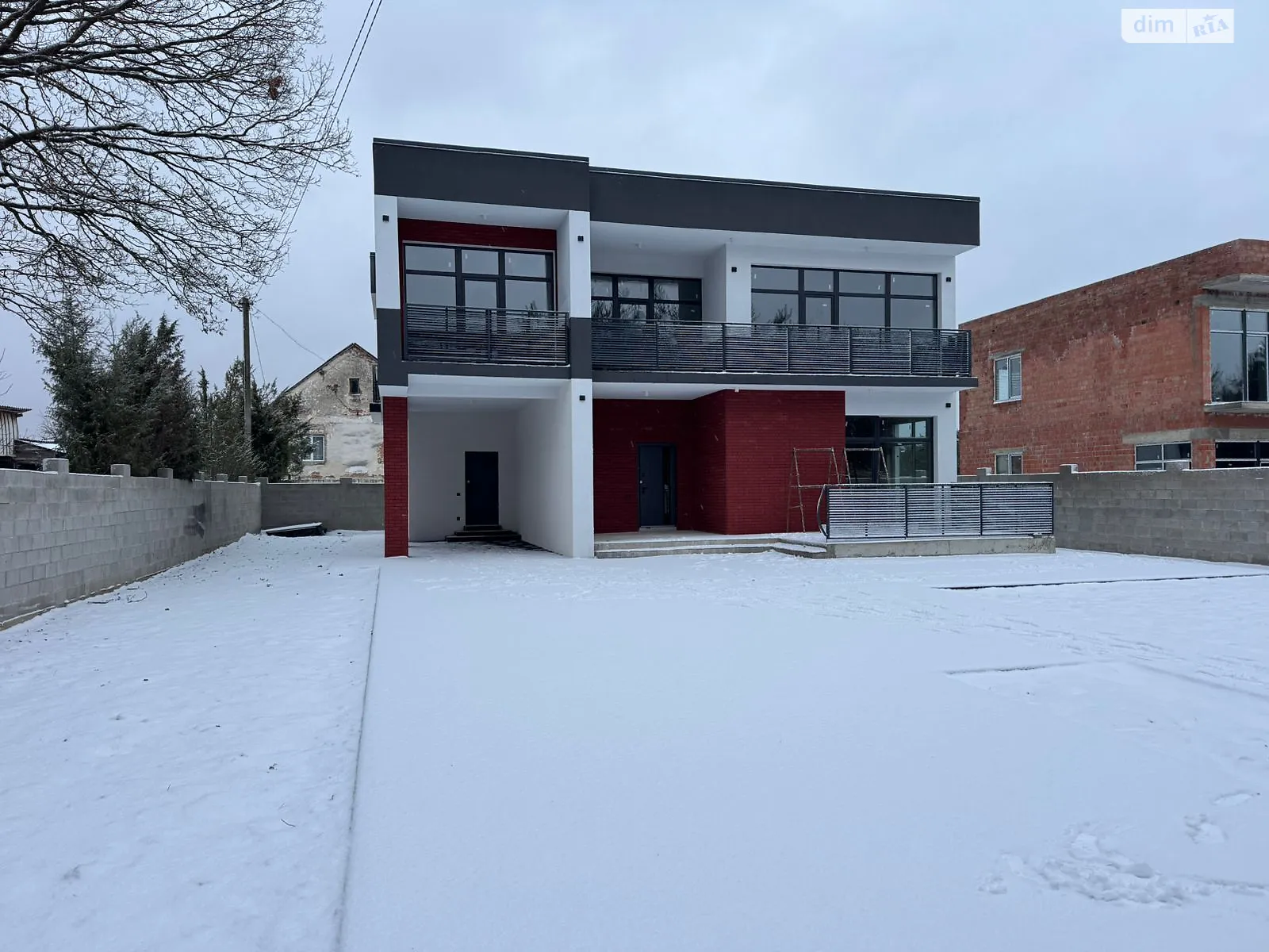 Продається будинок 2 поверховий 227 кв. м з банею/сауною, цена: 189999 $ - фото 1