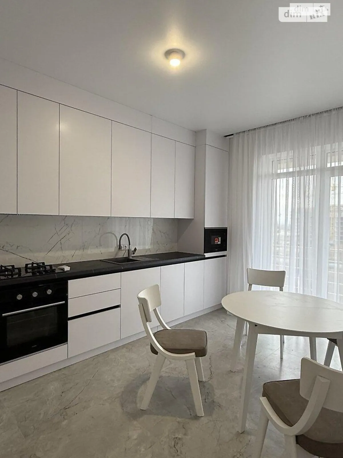 Сдается в аренду 2-комнатная квартира 56 кв. м в Ужгороде, ул. Богомольца, 17Б корпус 3 - фото 1