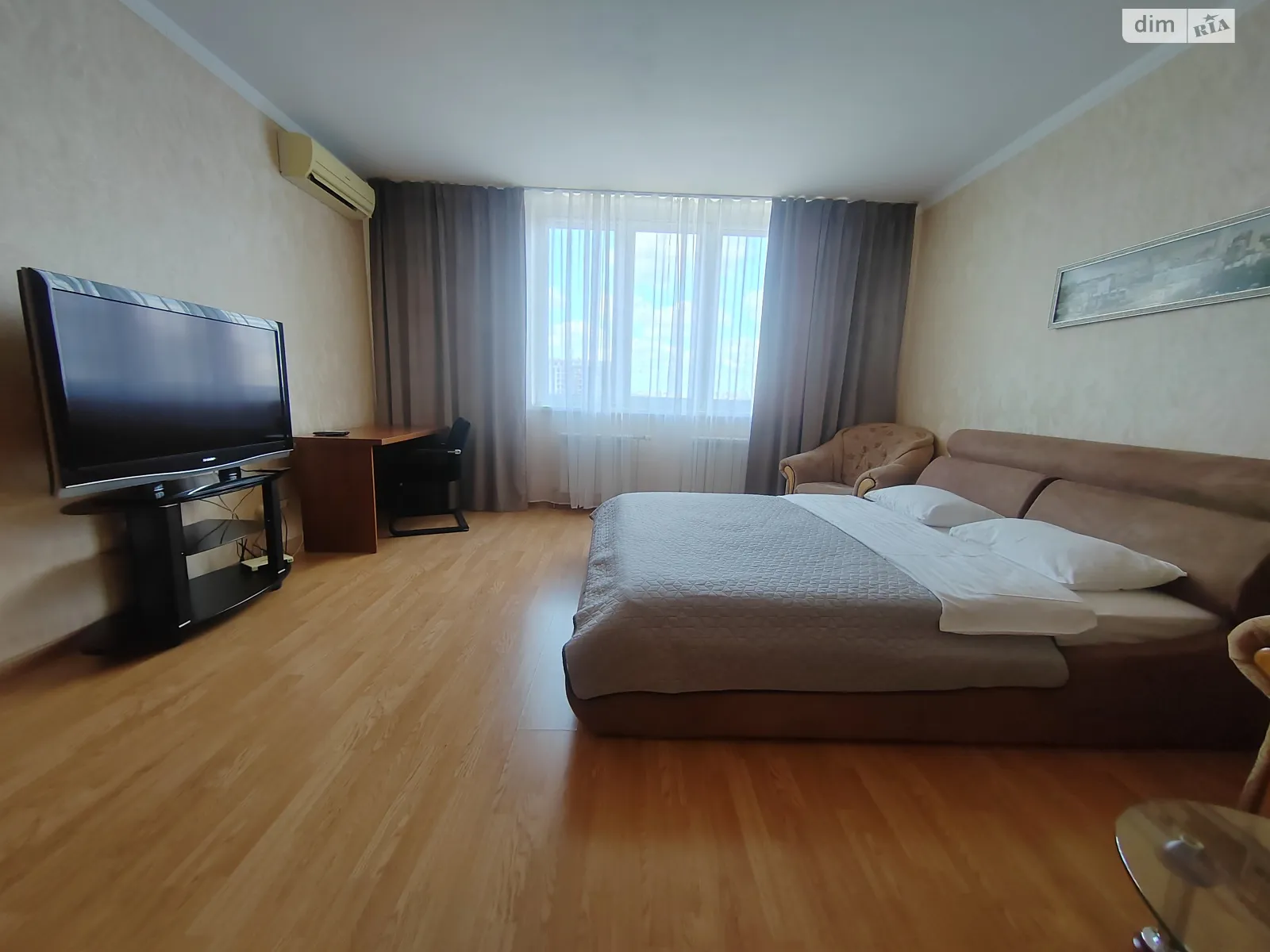 Сдается в аренду 1-комнатная квартира 60 кв. м в Киеве, ул. Княжий Затон, 21 - фото 1