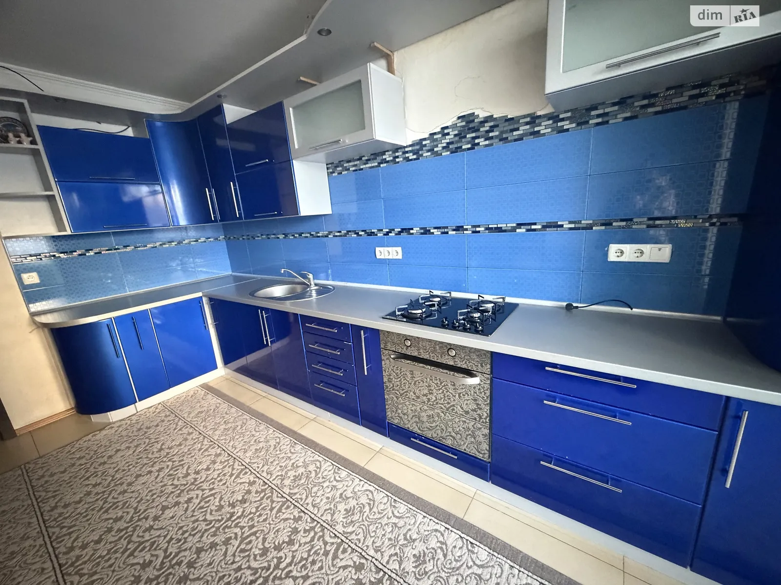 Продается 3-комнатная квартира 100 кв. м в Хмельницком, ул. Мазура Николая, 8/1 - фото 1