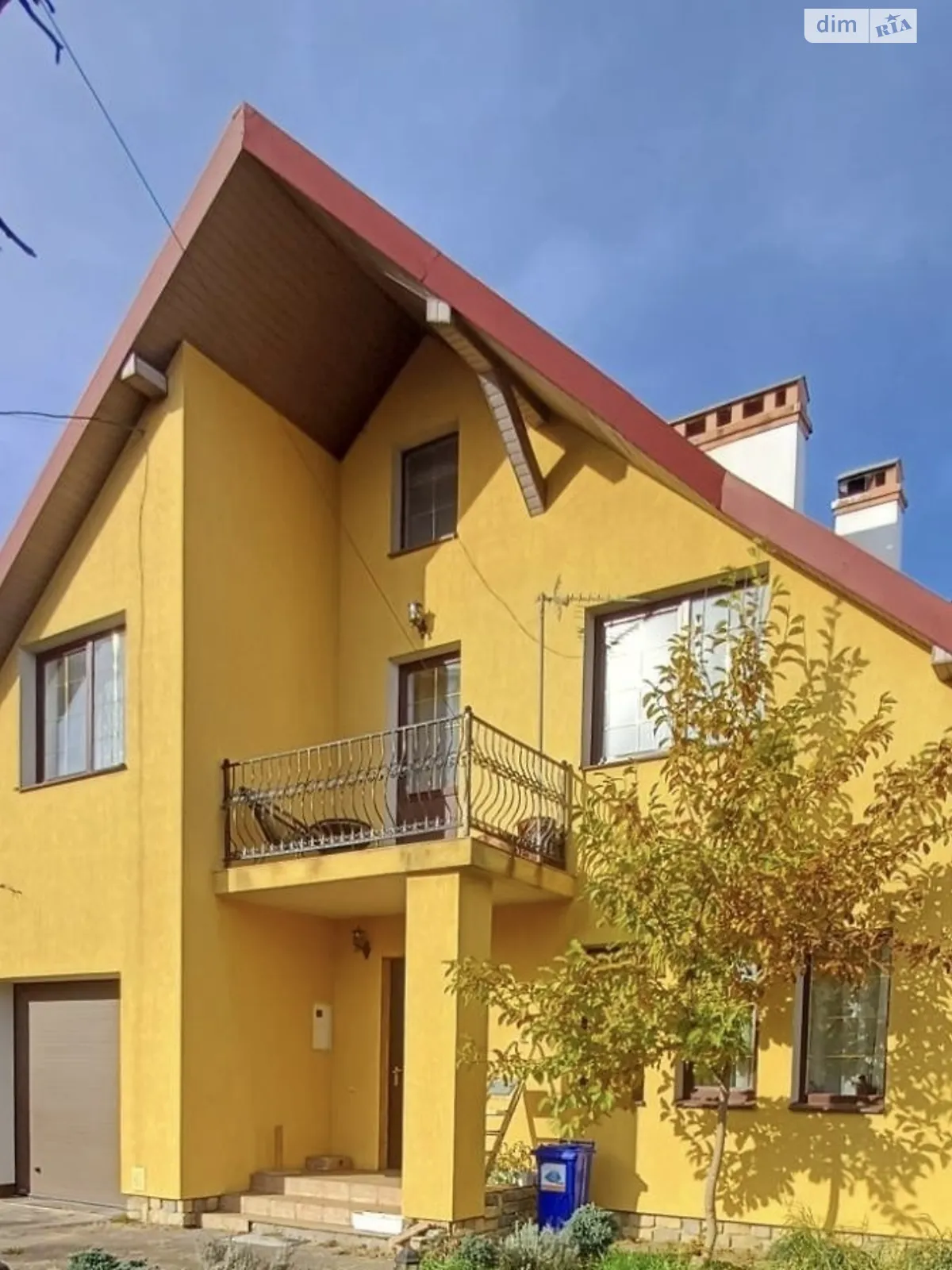 Продается дом на 2 этажа 19 кв. м с гаражом, цена: 200000 $ - фото 1