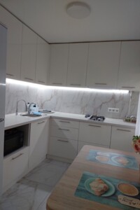 Сниму квартиру посуточно в Украине