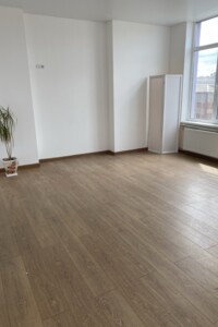 Продаж офісного приміщення, Хмельницький, р‑н. Центр, Проскурівська вулиця, буд. 74А