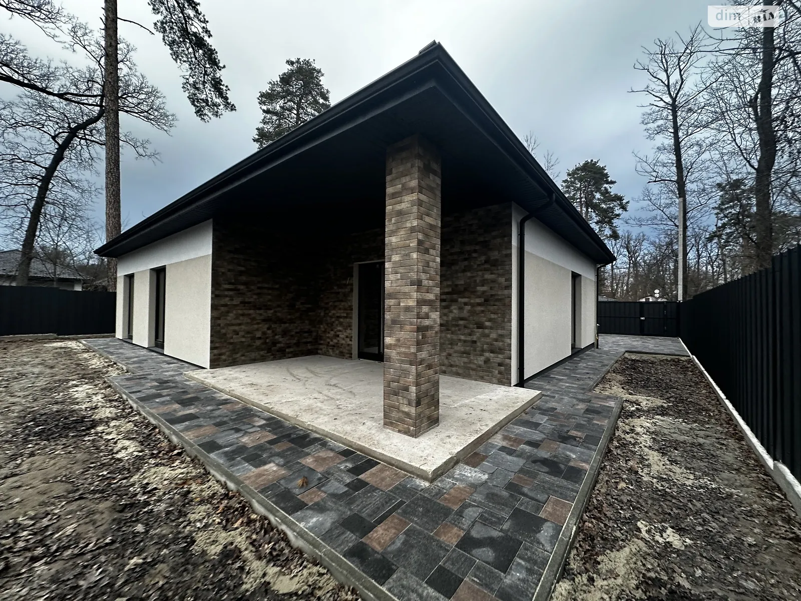 Продається одноповерховий будинок 130 кв. м з садом, цена: 128000 $ - фото 1