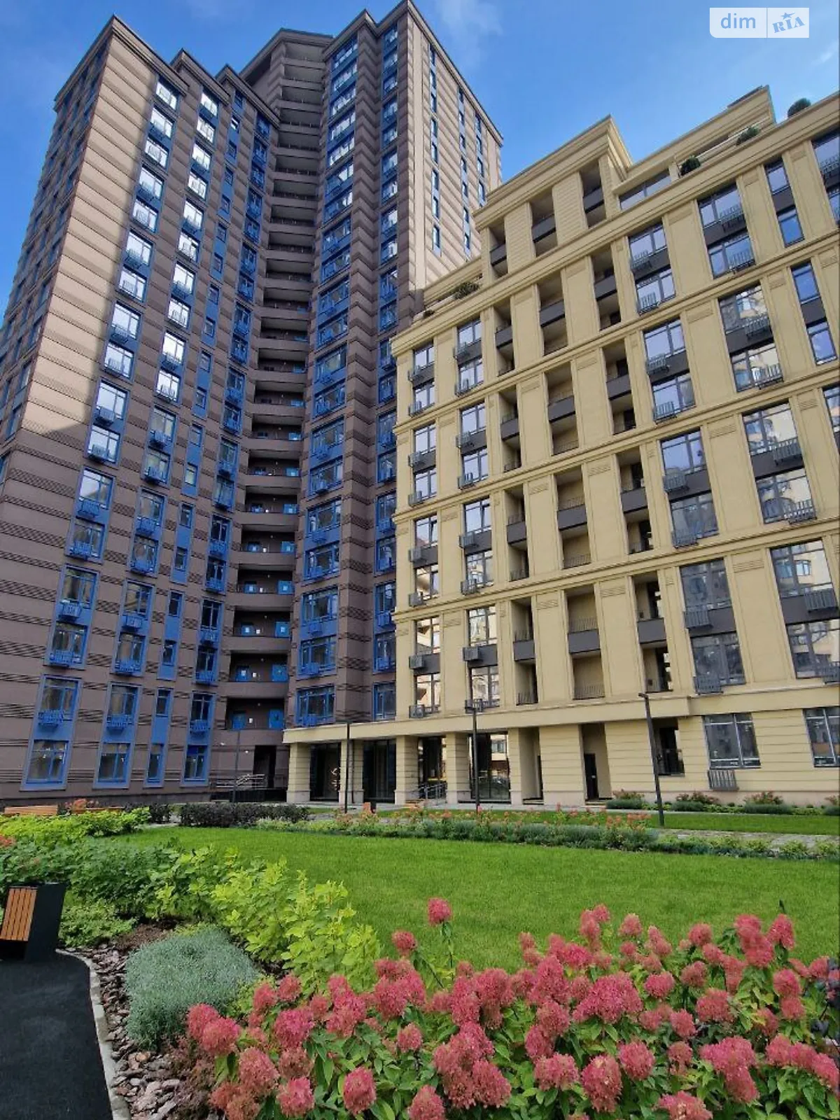 Продается 3-комнатная квартира 123 кв. м в Киеве, ул. Речная(Годовая), 4 - фото 1