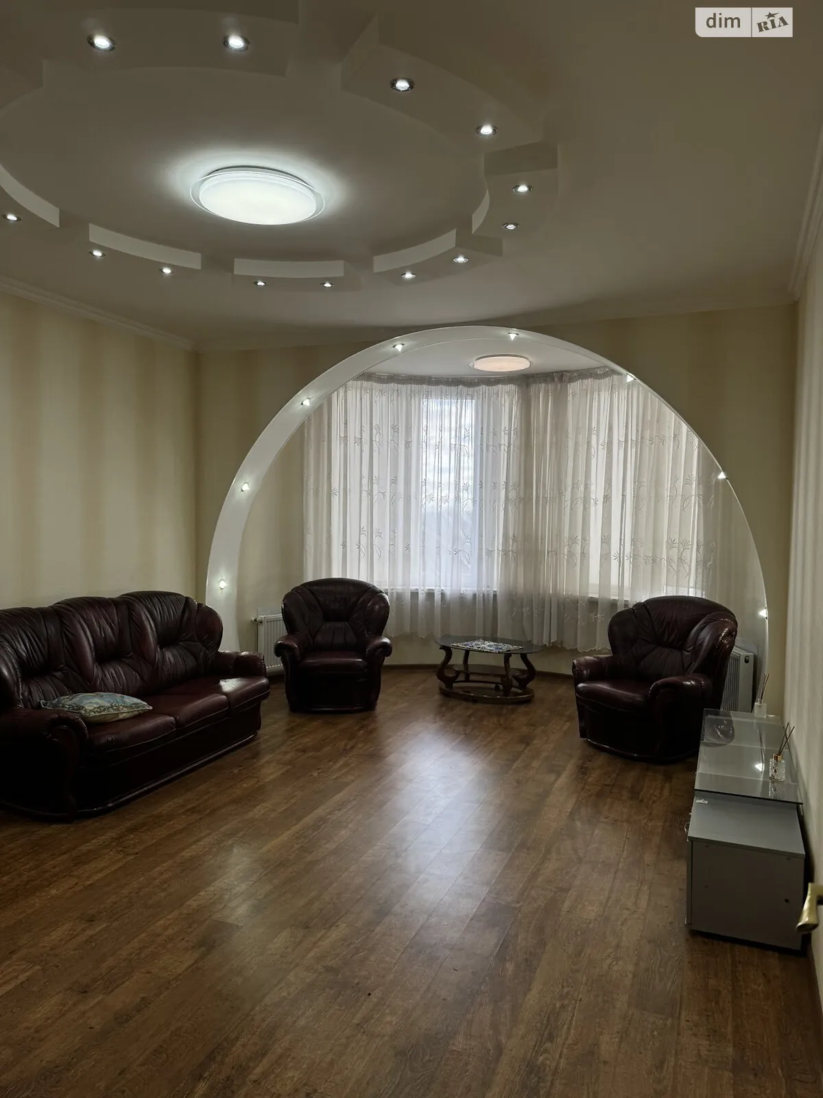 Сдается в аренду 2-комнатная квартира 97.9 кв. м в Одессе, цена: 17000 грн - фото 1