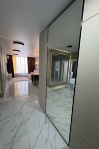 Долгосрочная аренда квартиры, Киев, р‑н. Соцгород, Мартовская улица, дом 14Б