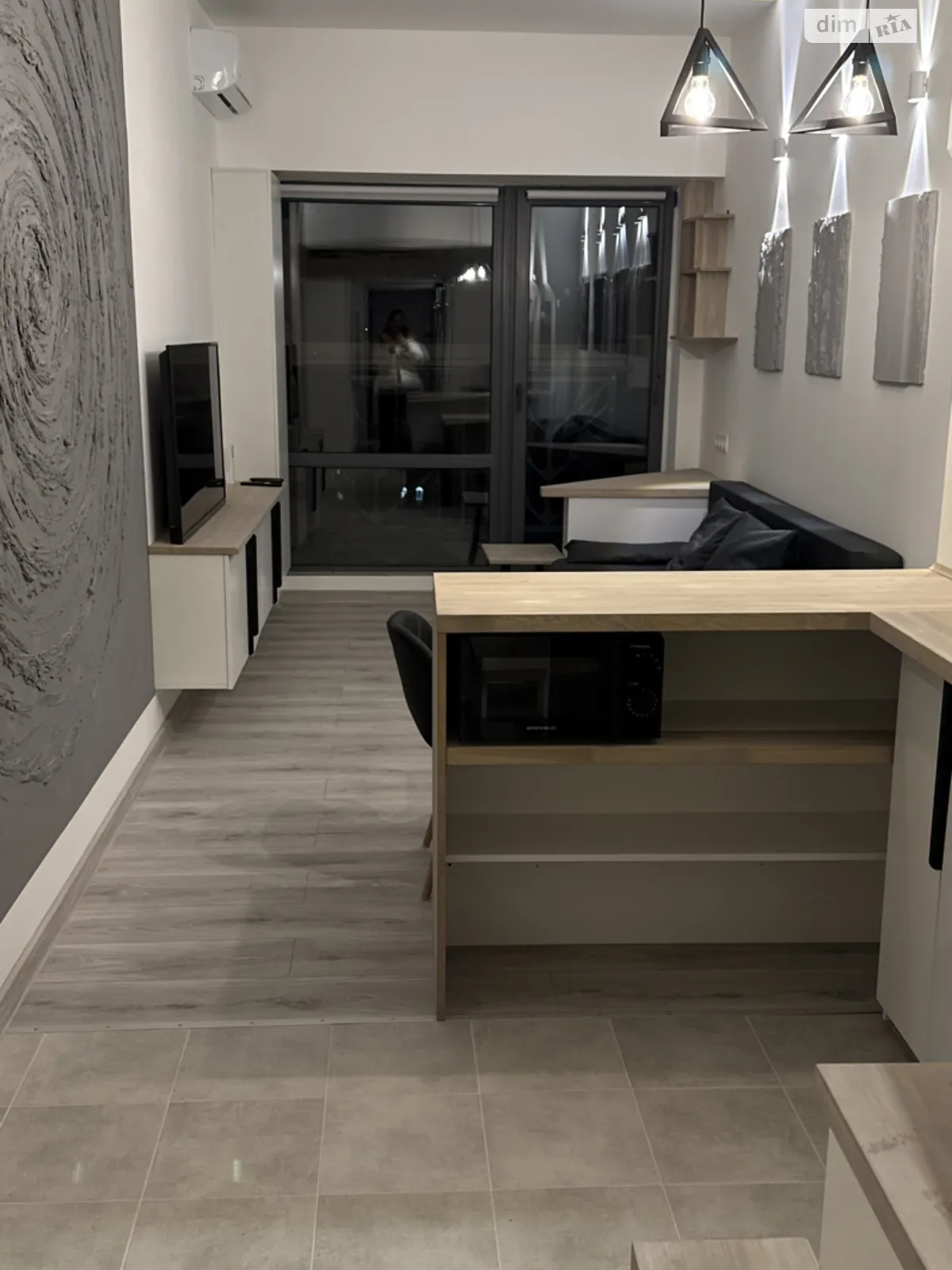 Продается 1-комнатная квартира 22 кв. м в Киеве, ул. Нижний Вал, 27-29 - фото 1