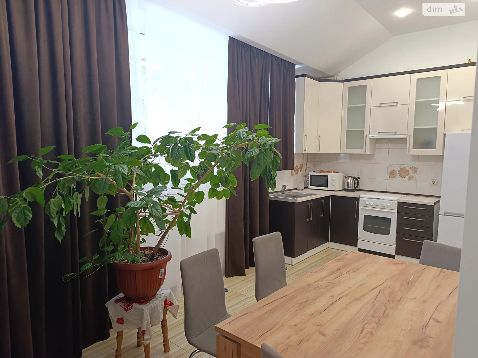 Сдается в аренду 1-комнатная квартира 69.6 кв. м в Житомире, цена: 16000 грн - фото 1