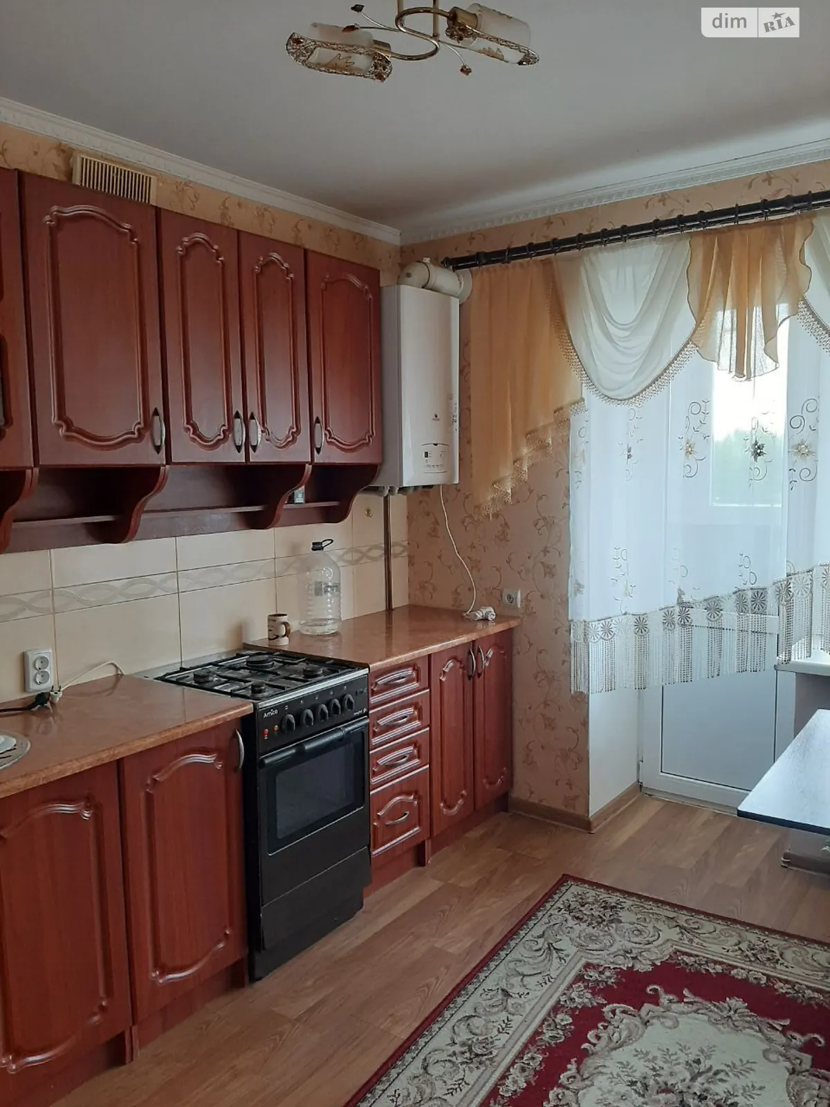 1-комнатная квартира 45 кв. м в Тернополе, ул. Надзбручанская - фото 1