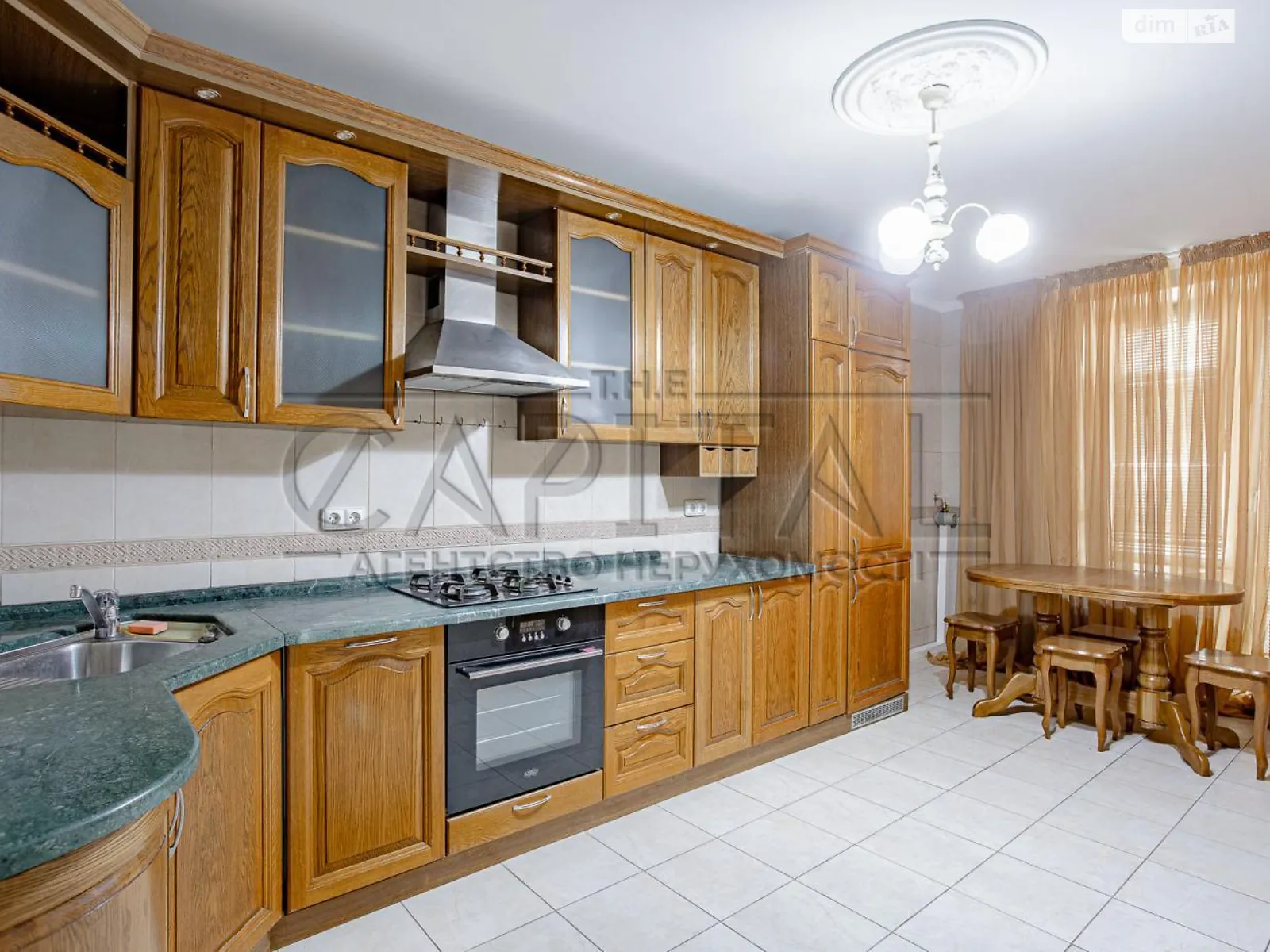 Продается 5-комнатная квартира 215 кв. м в Киеве, ул. Константиновская - фото 1