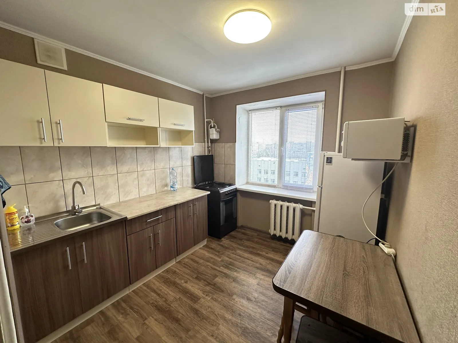 Здається в оренду 1-кімнатна квартира 38 кв. м у Вінниці, вул. Політехнічна(Воїнів-Інтернаціоналістів), 10 - фото 1