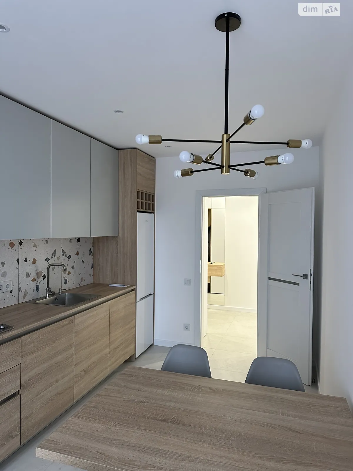 Сдается в аренду 2-комнатная квартира 73 кв. м в, цена: 550 $ - фото 1