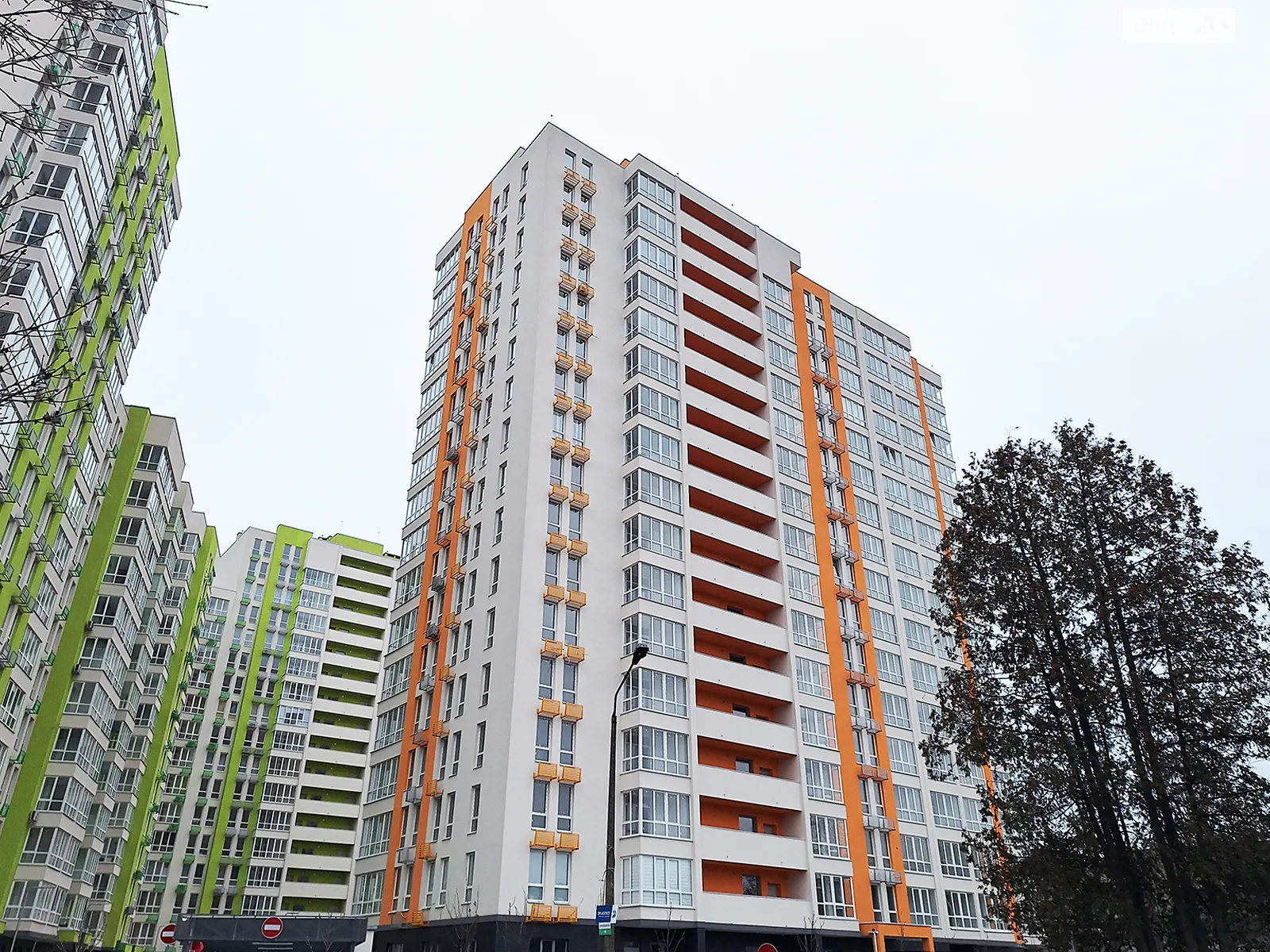 Продается 1-комнатная квартира 35 кв. м в Киеве, ул. Бердника Олеся, 1В - фото 1