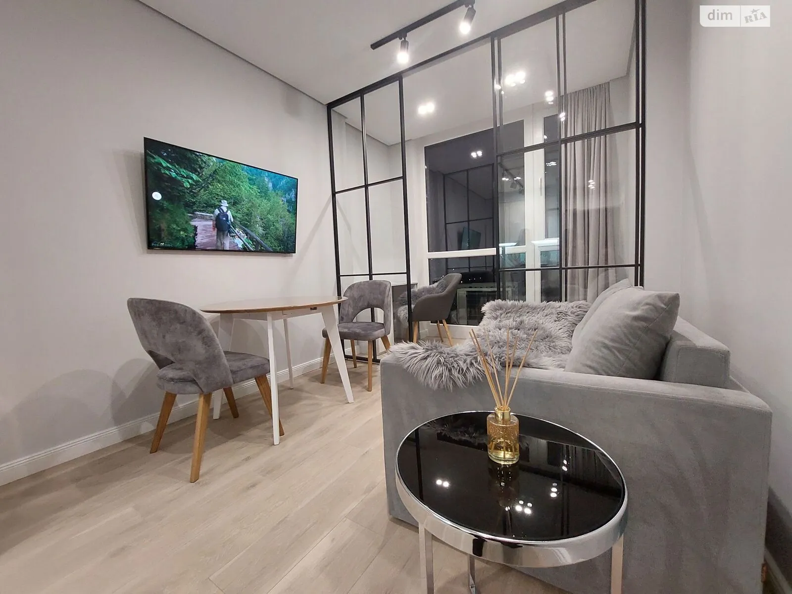 Сдается в аренду 1-комнатная квартира 45 кв. м в Львове, ул. Вячеслава Липинского, 29А - фото 1